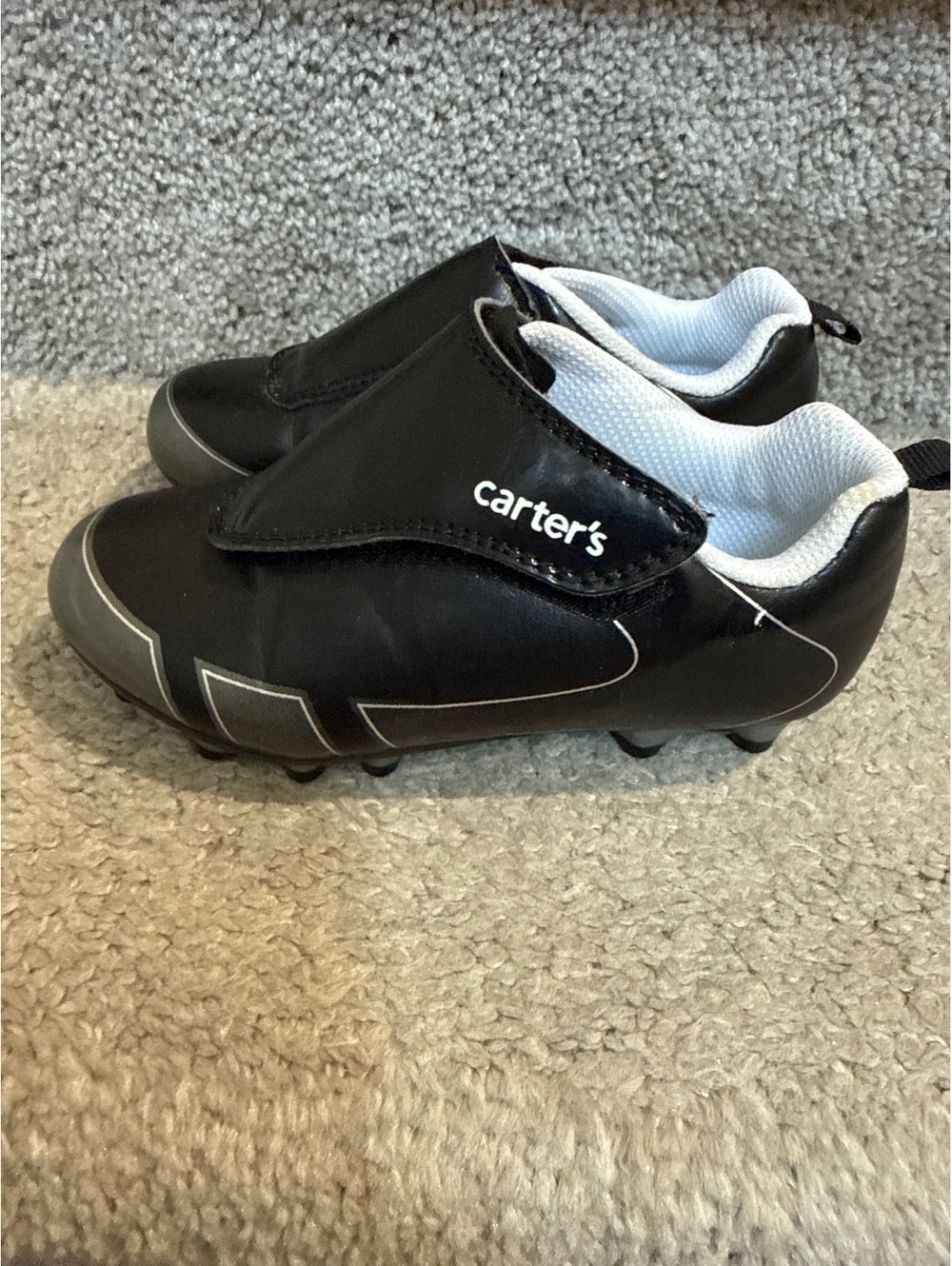 Carter’s size 10 Soccer Cleats